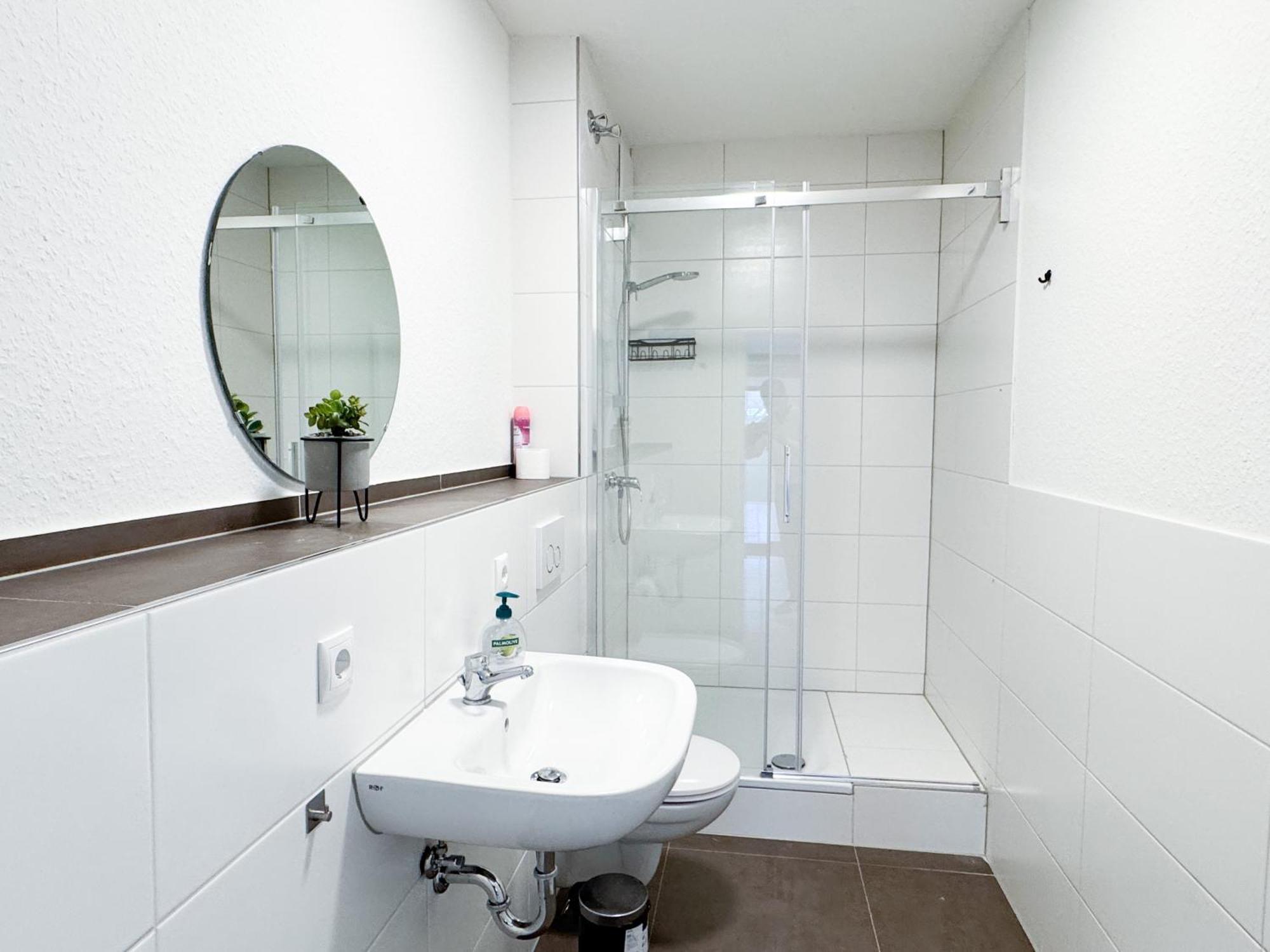 Modern Living Studios Karlsbad Exterior photo
